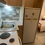 Apartament Karavias Vlicho *