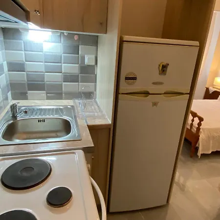 Apartment Karavias Vlicho *